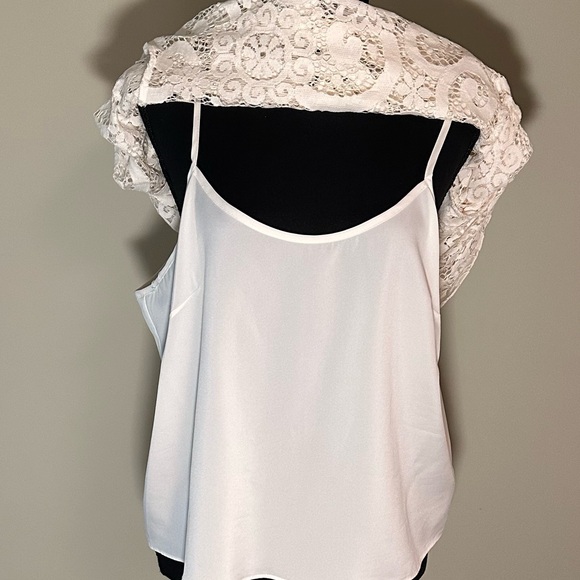 Nanette Lepore Short Sleeve Bone Top with Bow on the Back - Picture 5 of 9